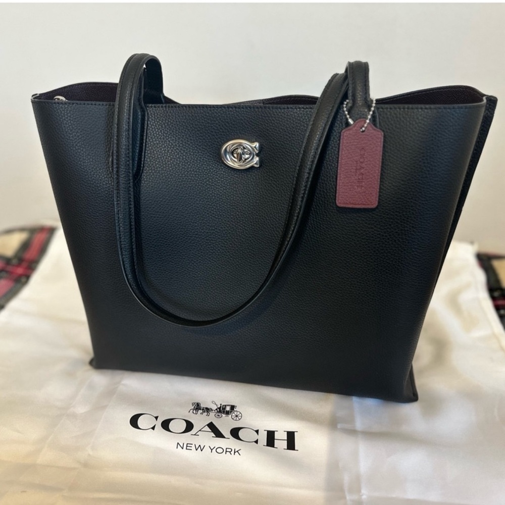 I have this authentic Coach Willow Tote in Pebble Leather for sale.